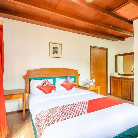 Oyo 1214 My Lagusa Hotell Cimaja Eksteriør bilde