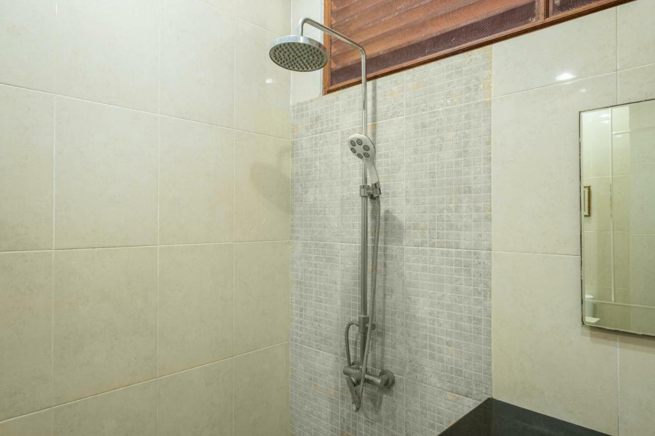 Oyo 1214 My Lagusa Hotell Cimaja Eksteriør bilde