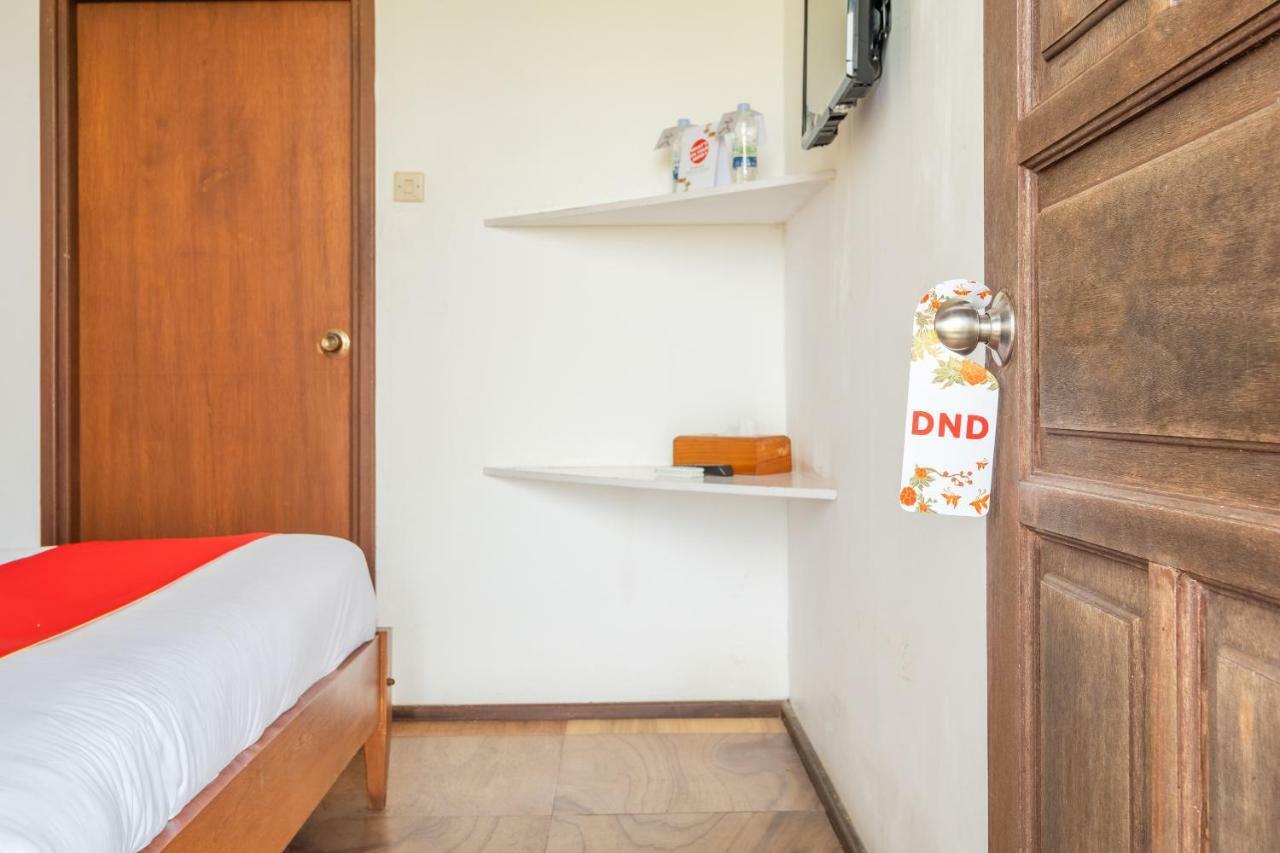 Oyo 1214 My Lagusa Hotell Cimaja Eksteriør bilde